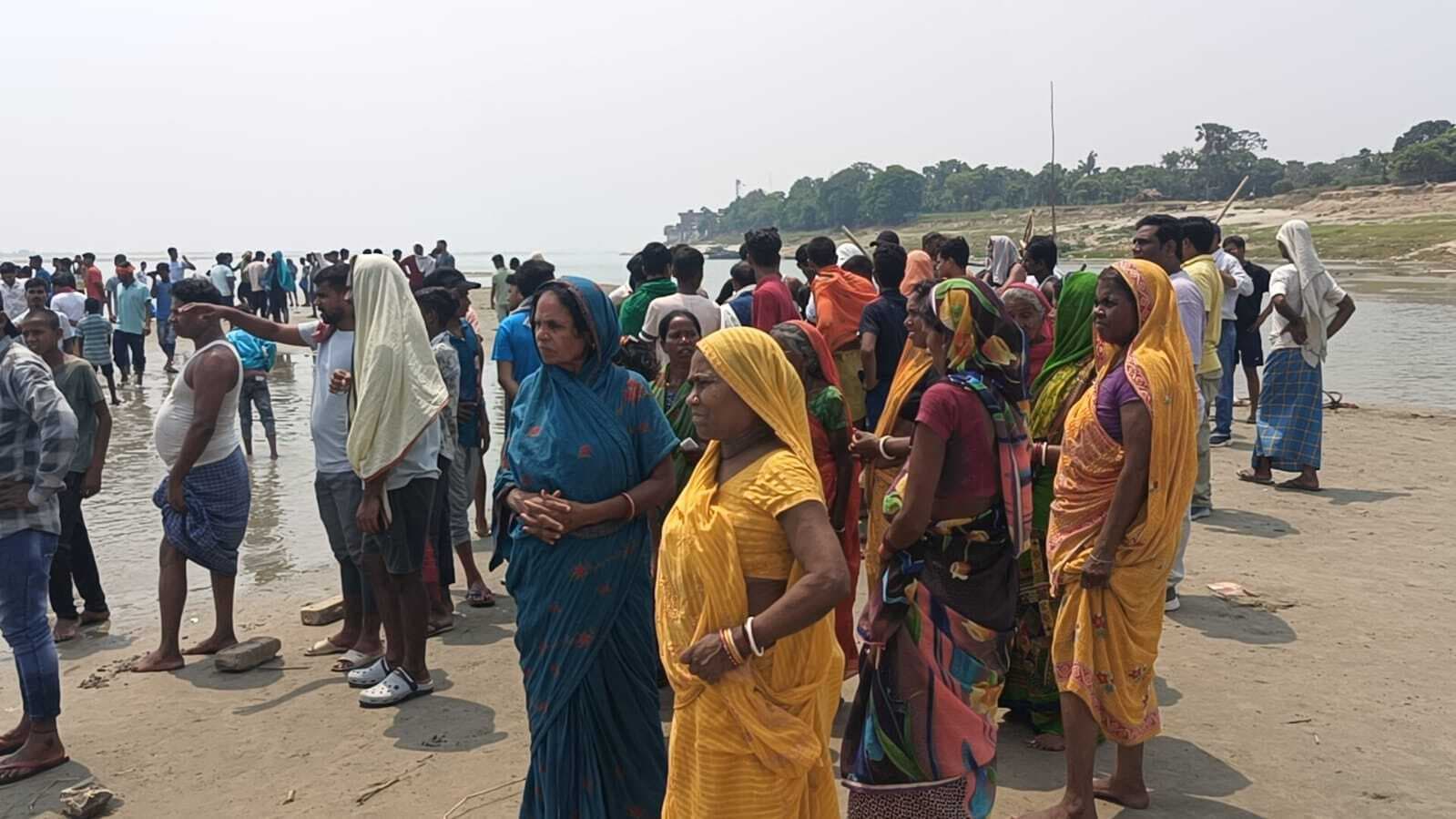 गंगा में डूबने से तीन सहोदर भाई-बहन की मौत, घर में मचा कोहराम