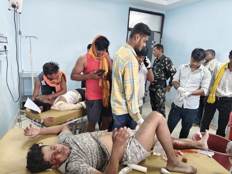 ट्रैक्टर व बाइक की टक्कर में वीडियोग्राफर की मौत, दो दोस्त जख्मी