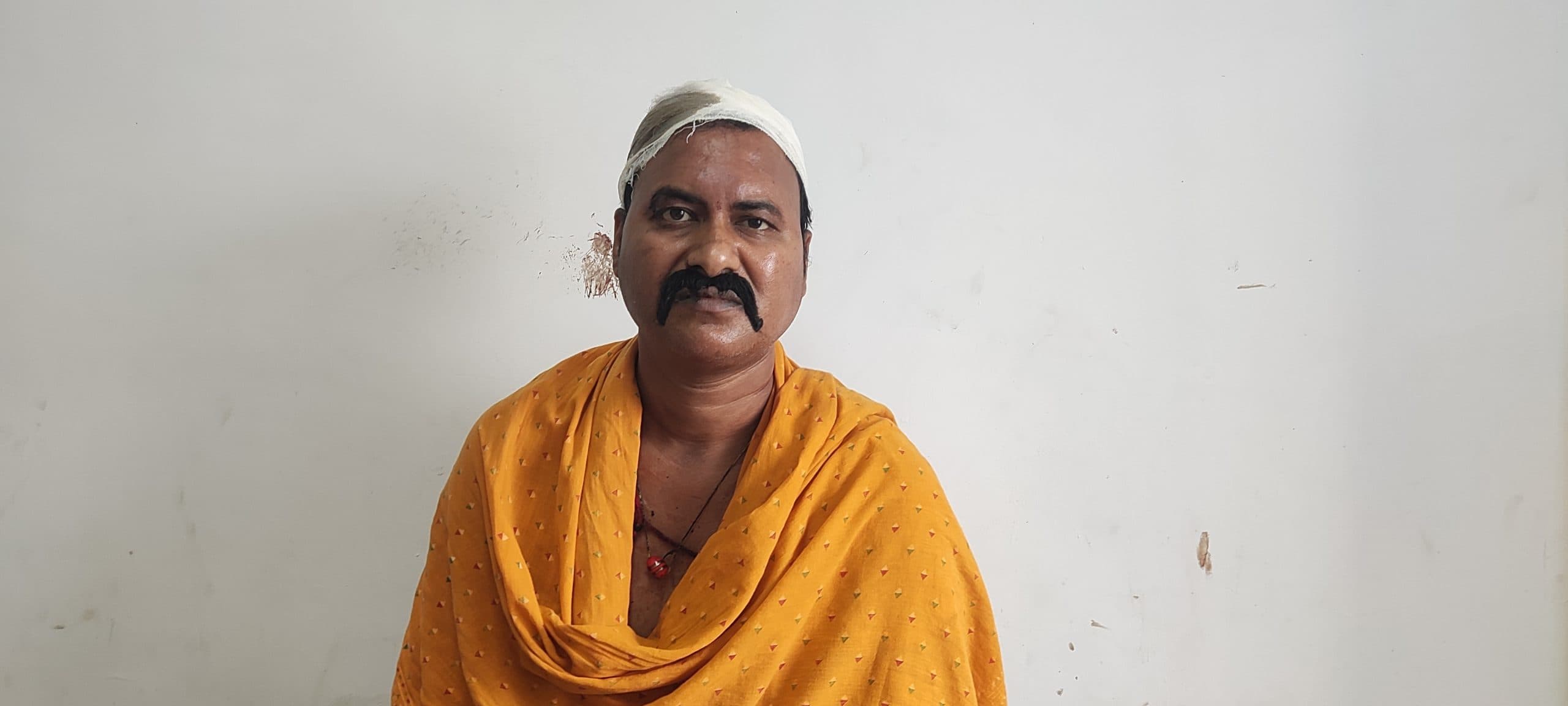 आम तोड़ने को लेकर उत्पन्न विवाद में एक गंभीर रूप से घायल