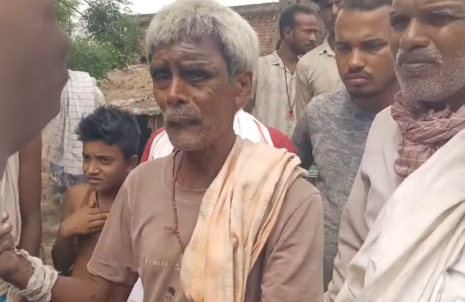 नाला साफ करने में दो पक्ष में हुई मारपीट में एक की मौत, तीन जख्मी