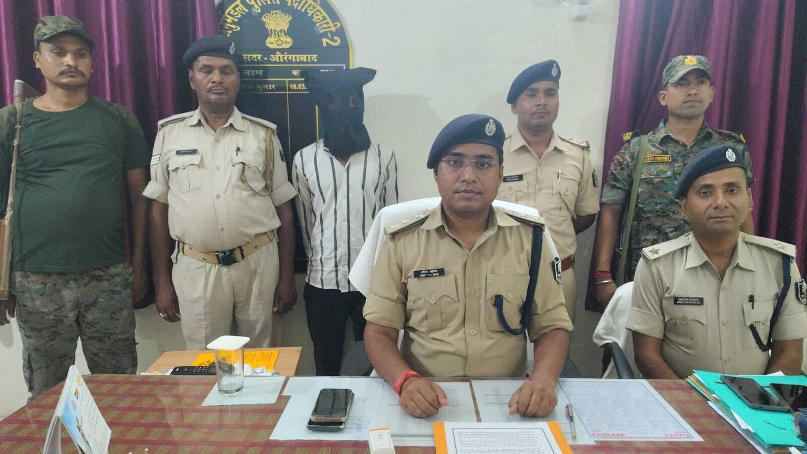 चोरी की तीन बाइकों के साथ नाबालिग सहित दो धराये