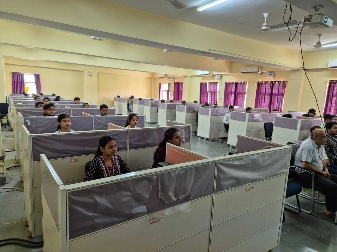 सुपौल इंजीनियरिंग कॉलेज के छात्र फ्रेंच भाषा का भी करेंगे अध्ययन