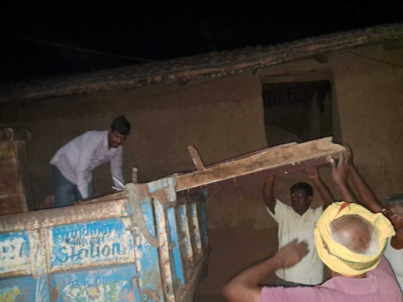 धोखाधड़ी के मामले में चिलबिला में हुई कुर्की-जब्ती