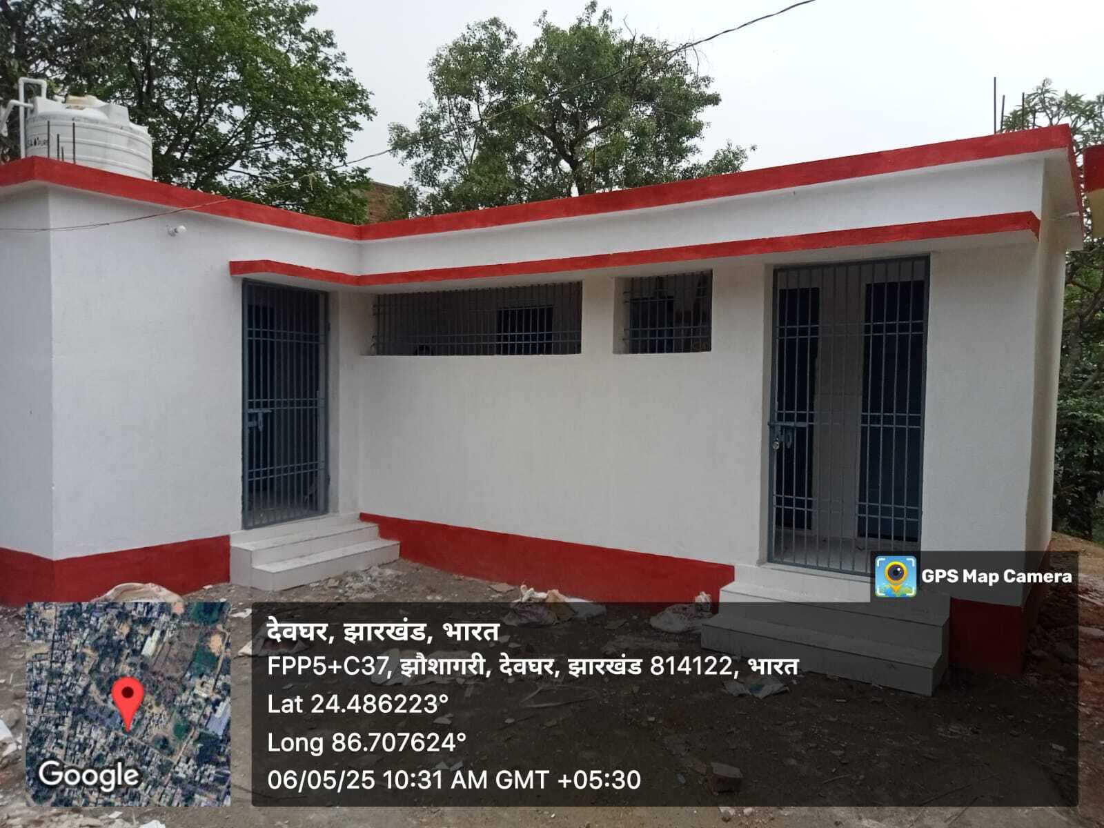 हेडिंग : कुष्ठ आश्रम के लोगों की सुविधा के लिए बनाये गये 10 शौचालय