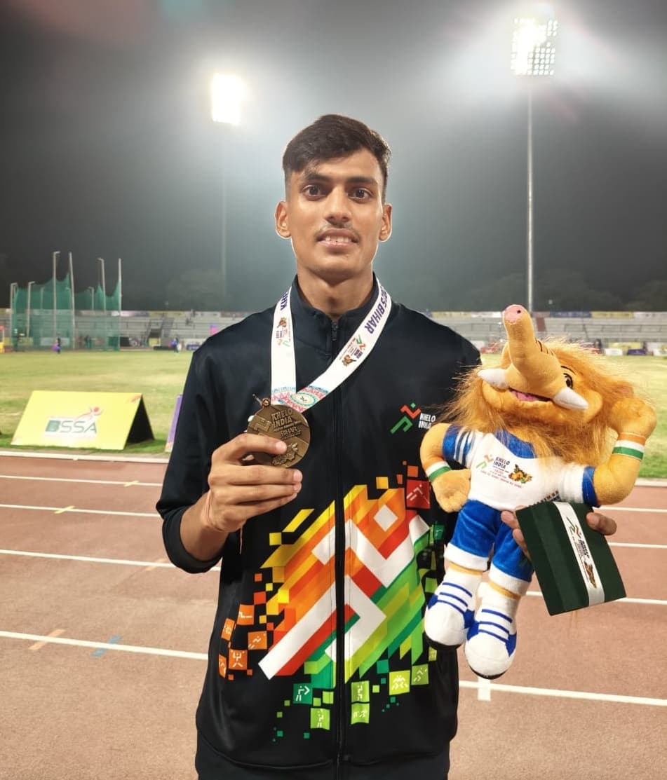 high jump himanshu gold :  शहर के हिमांशु ने खेलो इंडिया यूथ गेम्स में जीता गोल्ड मेडल