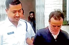 तिरंगे की शान में गुस्ताखी का वीडियो वायरल करने पर हुई जेल