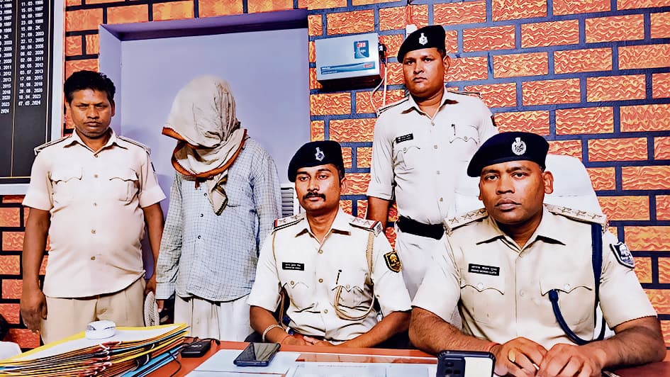 Gopalganj News : सलेमपट्टी गांव में लूटकांड का पुलिस ने किया खुलासा, सीवान का बदमाश धराया