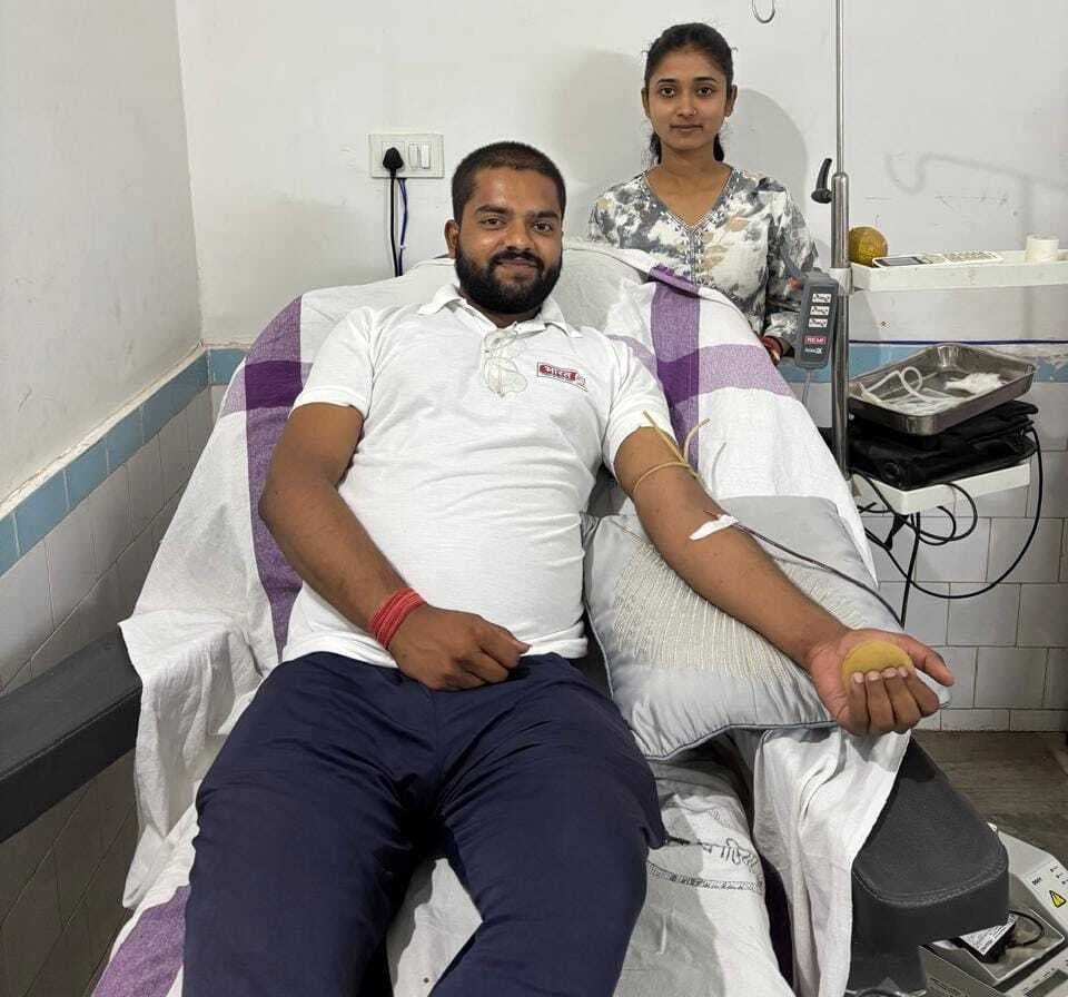 एबीवीपी जिला संयोजक ने रक्तदान कर बचायी जान