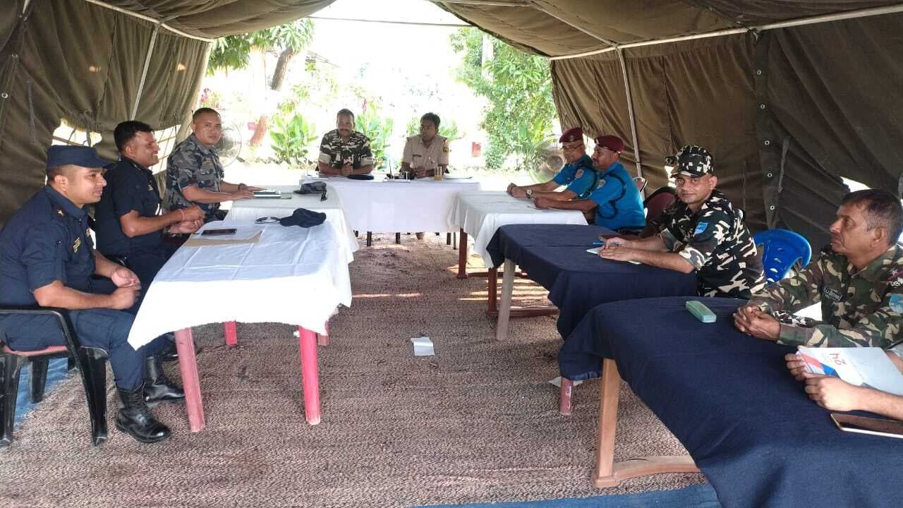 Madhubani News : इंडो नेपाल सीमा पर सुरक्षा कर्मियों के बीच हुई समन्वय बैठक