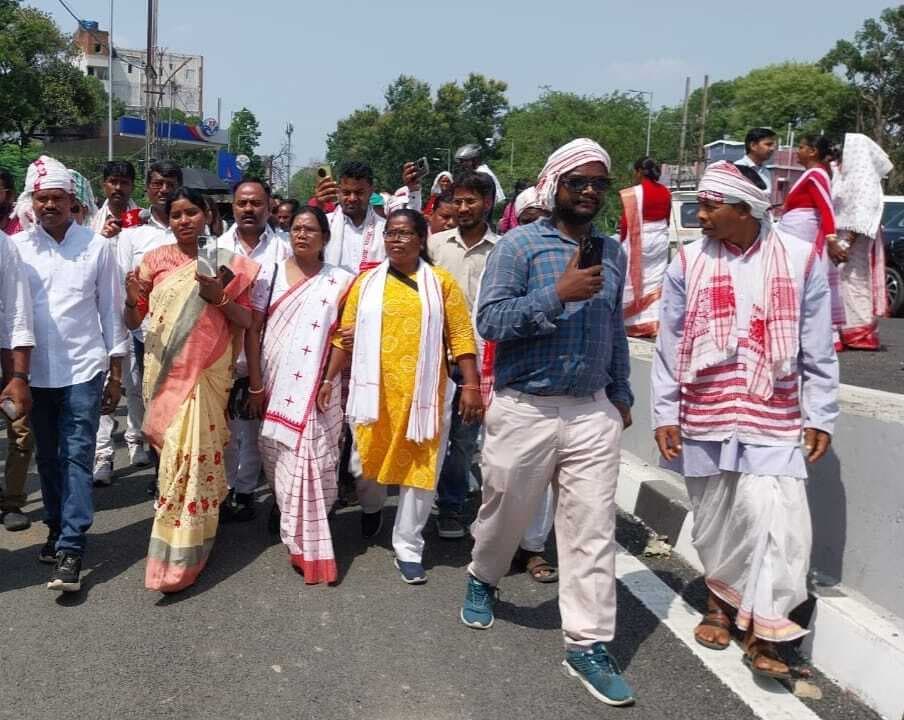 Ranchi News : सिरमटोली फ्लाइओवर मामले पर आयोग गंभीर, कहा <bha>;</bha> जांच होने तक कोई कार्य न हो