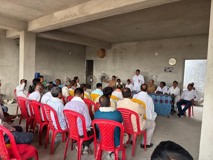 गुरुआ में तेजस्वी के आगमन को लेकर राजद ने की बैठक