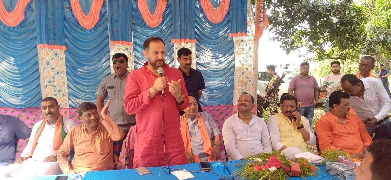 एनडीए सरकार में 20 वर्षों में चौतरफा विकास हुआ, नीरज