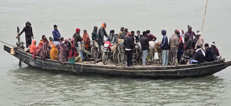 आजमनगर-रोहिया घाट पर उच्च स्तरीय पुल निर्माण की मांग तेज