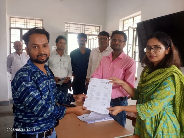 79 बीपीएससी शिक्षकों के बीच नियुक्ति पत्र का वितरण