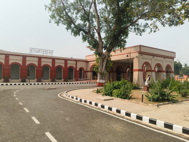 राजमहल स्टेशन का हुआ सौंदर्यीकरण, उद्घाटन जल्द