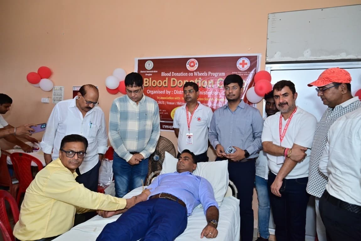 Deoghar news : रेडक्रॉस सोसाइटी ने इस माह में कुल 444 यूनिट ब्लड किया संग्रह