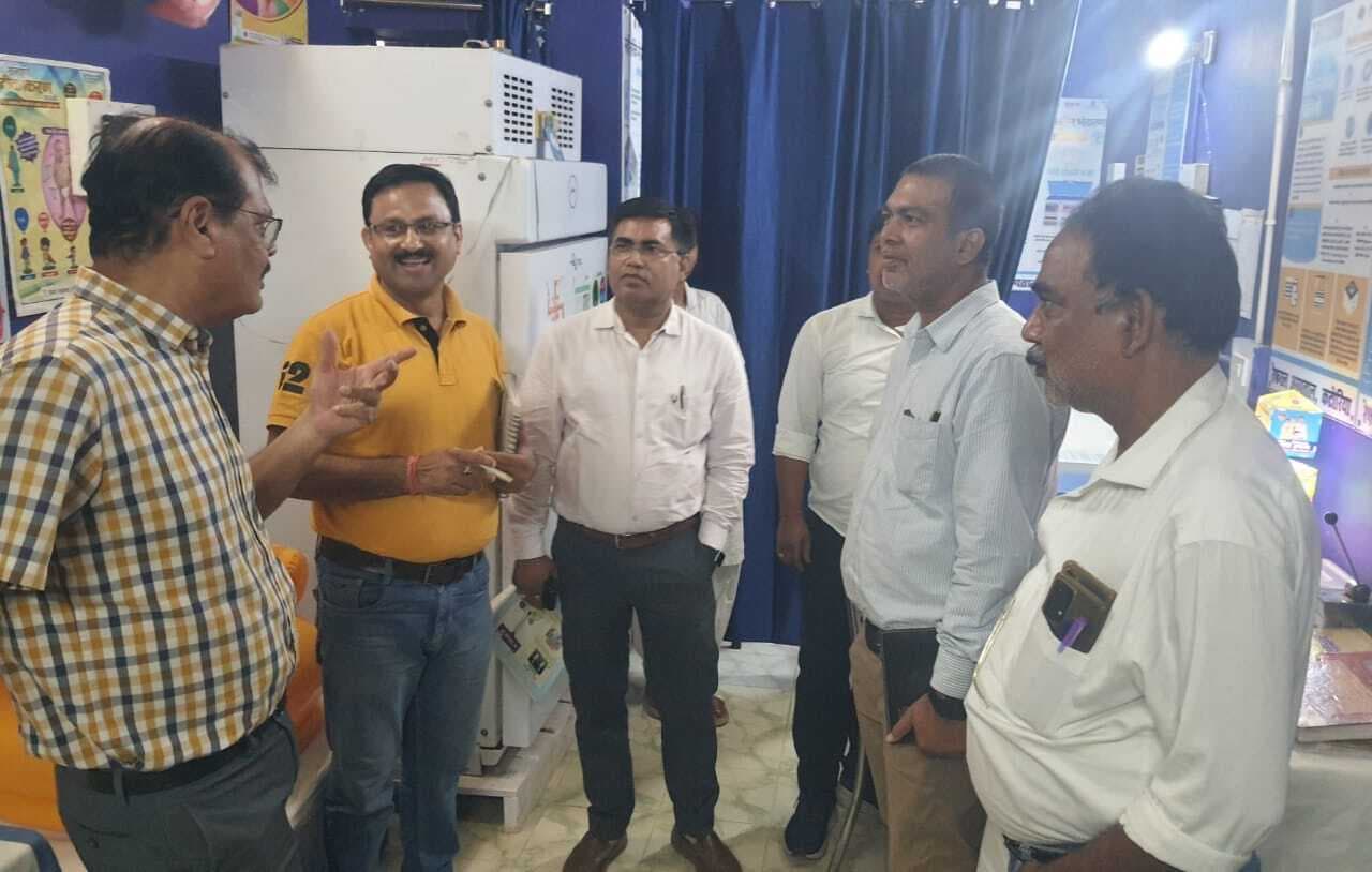 जिला प्रतिरक्षण पदाधिकारी ने रेफरल अस्पताल का किया निरीक्षण