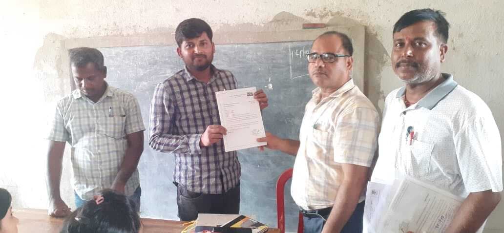 Madhubani News : चयनित शिक्षकों को मिला औपबंधिक पत्र