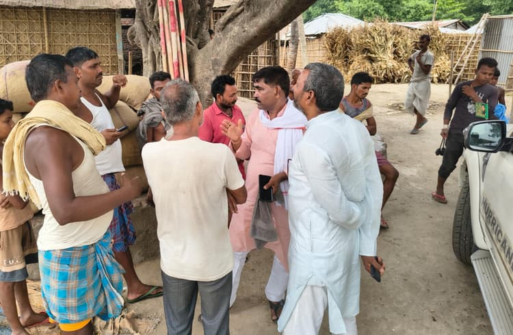 ई प्रभाष ने चलाया चलो गांव की ओर अभियान