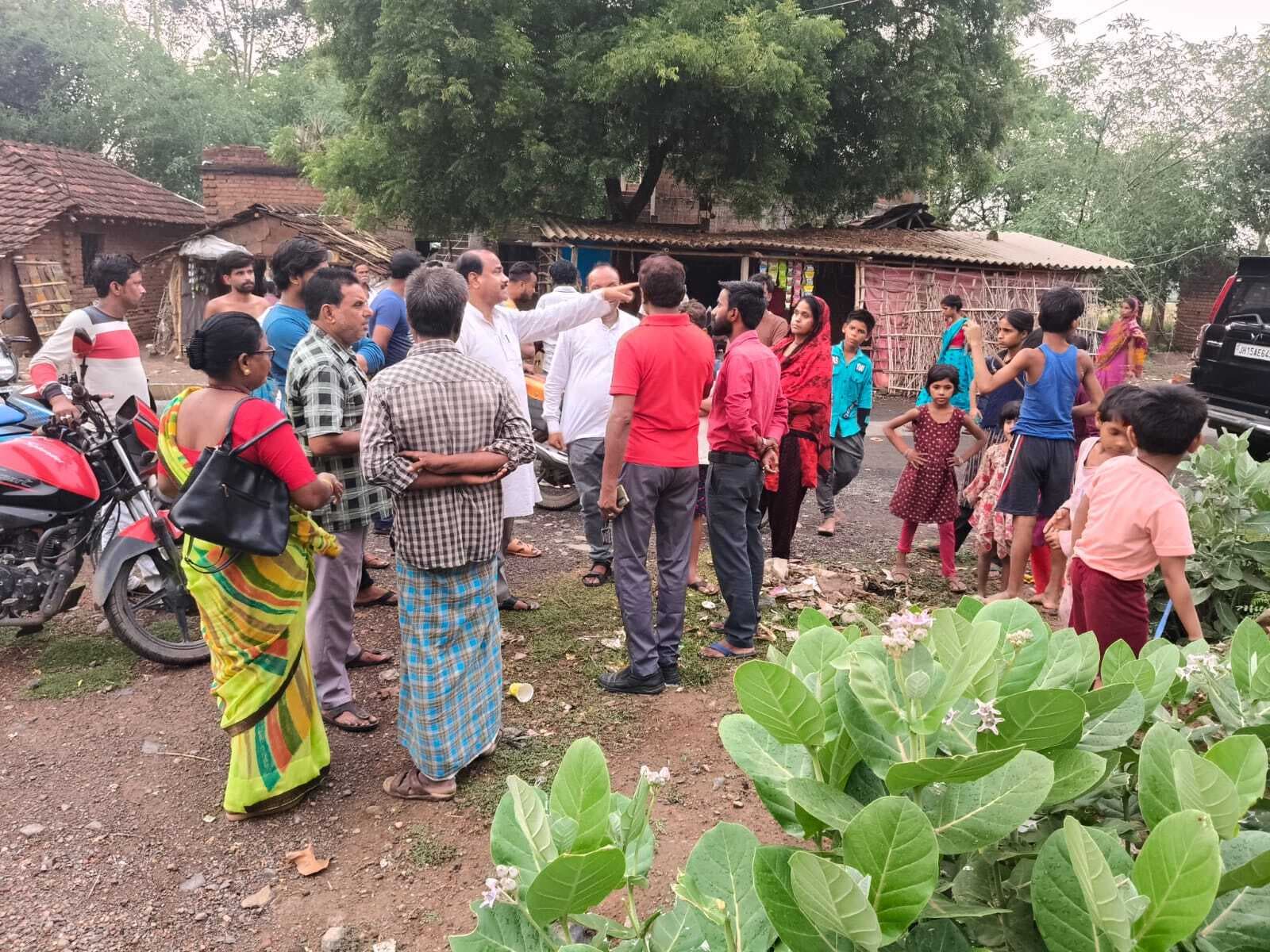 खराब चापाकलों को जल्द दुरुस्त करने का दिया गया निर्देश