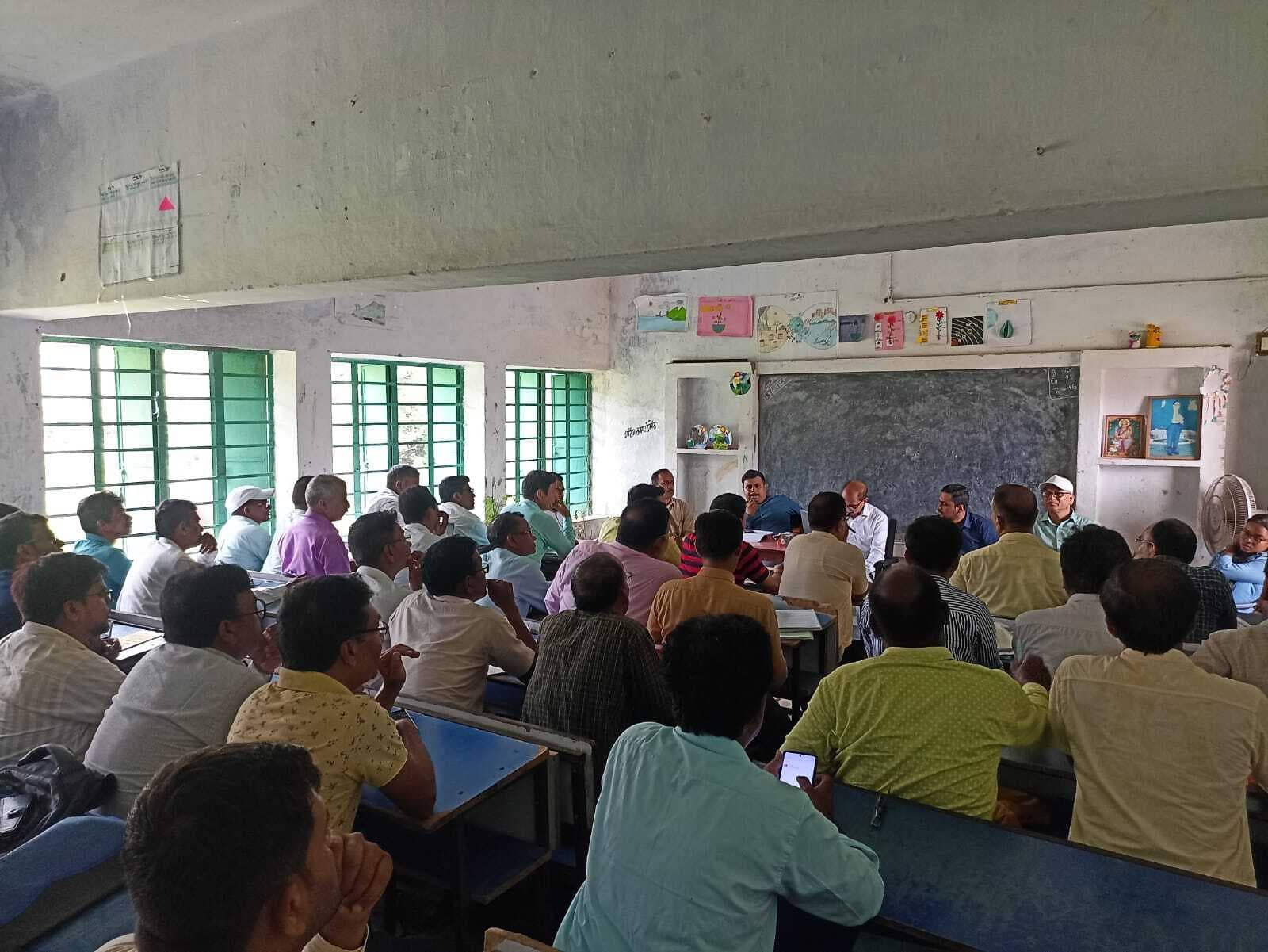 पांच विद्यालयों का निरीक्षण, रांची की टीम ने की रूआर की समीक्षा