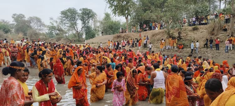 Aurangabad News : फेसर में दुर्गा देवी की प्राणप्रतिष्ठा व श्री शतचंडी महायज्ञ शुरू