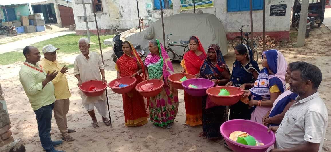 Madhubani News : फाइलेरिया के 12 मरीजों के बीच एमएमडीपी किट का हुआ वितरण, दिया गया प्रशिक्षण