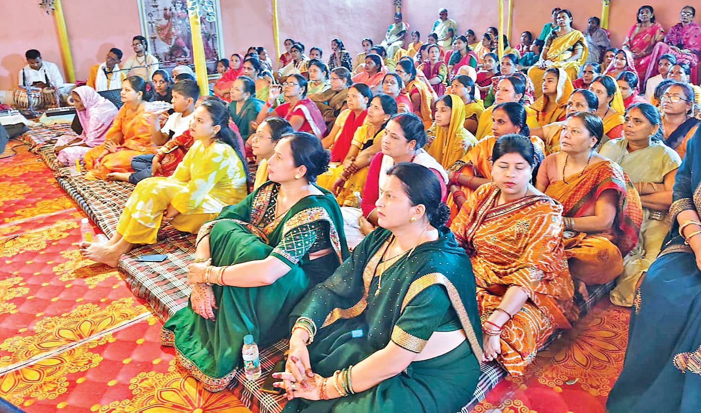 Ranchi news : भागवत कथा सुनने से मिलता है मोक्ष : आचार्य अतुल द्विवेदी