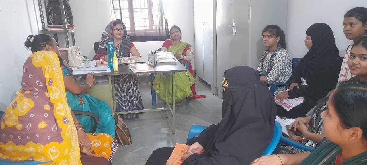 किशोरियों के उत्थान व स्किल डेवलपमेंट पर की गयी चर्चा