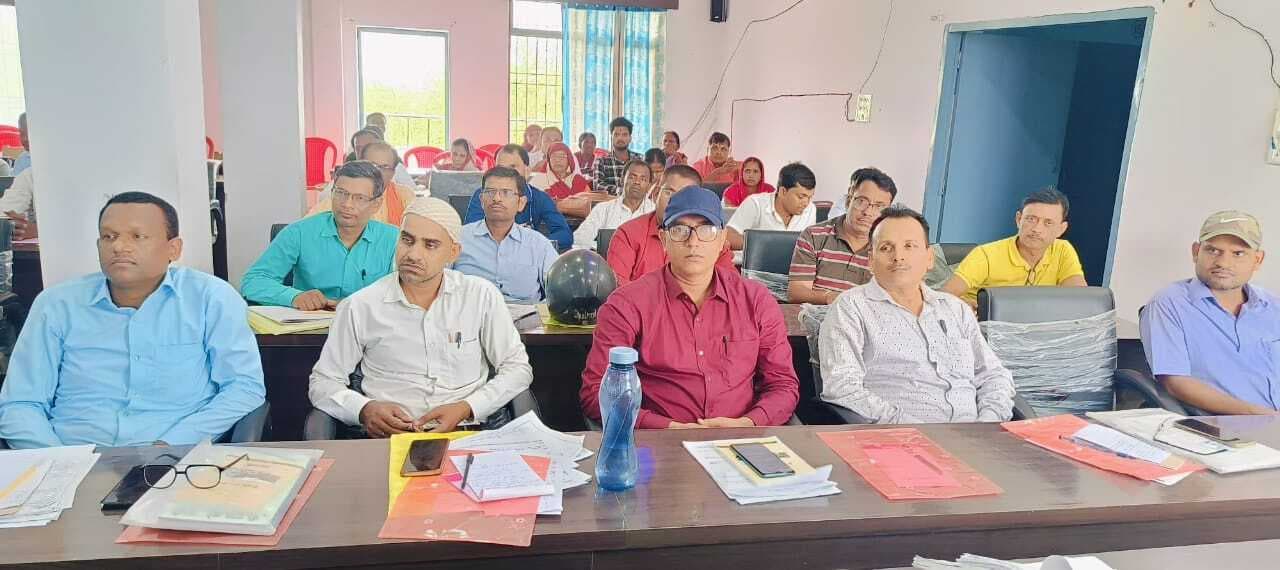 Samastipur News:प्रशिक्षण की परख को बीएलओ से ली गयी समझ व दक्षता की परीक्षा