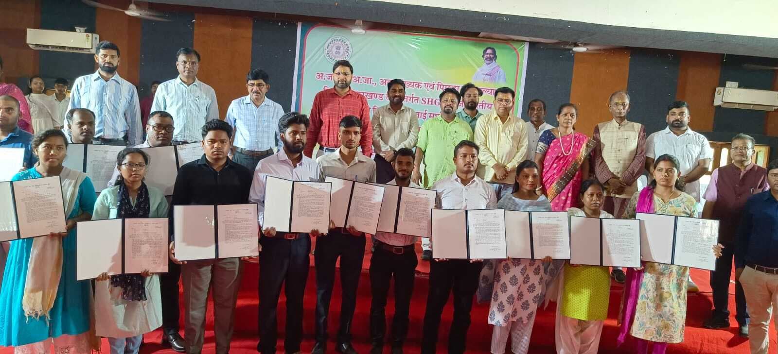 किसानों को बाजार उपलब्ध करायें : सांसद