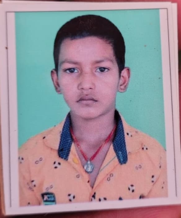 टोटो व ऑटो की टक्कर में 11 वर्षीय बालक की मौत, महिला जख्मी