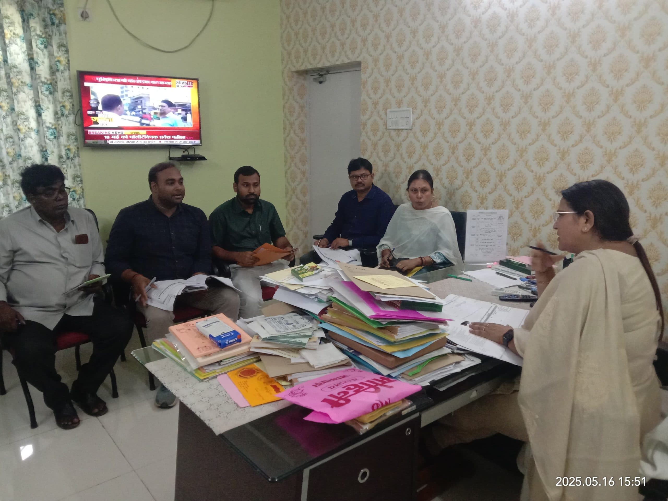 पेयजल समस्या का शीघ्र समाधान व क्षेत्र भ्रमण करें अधिकारी : डीसी