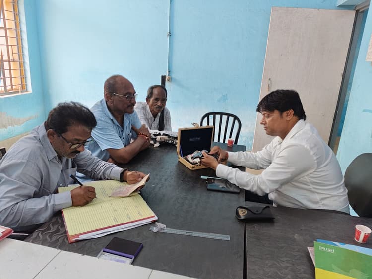 जिले में लाइसेंसी आर्म्स के सत्यापन का कार्य जारी