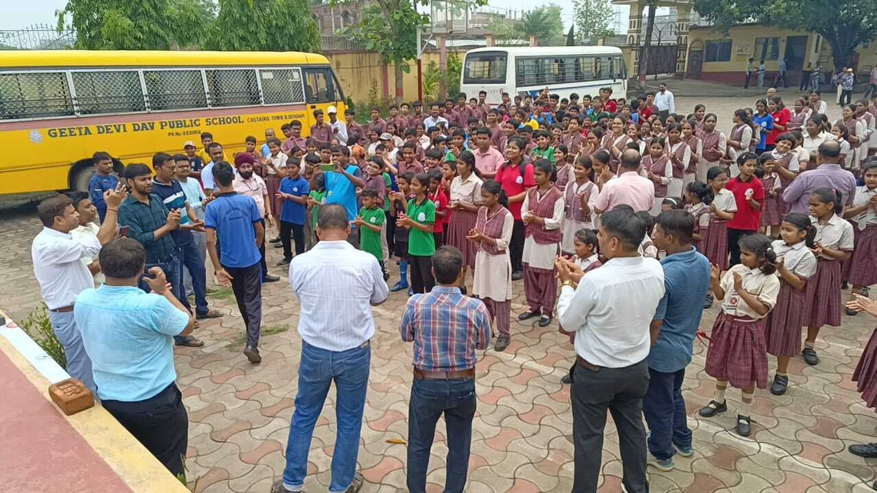 राष्ट्रीय डेंगू दिवस पर जागरूकता अभियान, छात्रों को बताए बचाव के उपाय