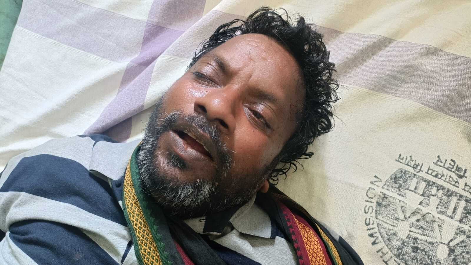 बड़हिया स्टेशन पर संदिग्ध अवस्था में मिला व्यक्ति, पुलिस के पहुंचने पर हुआ अचेत