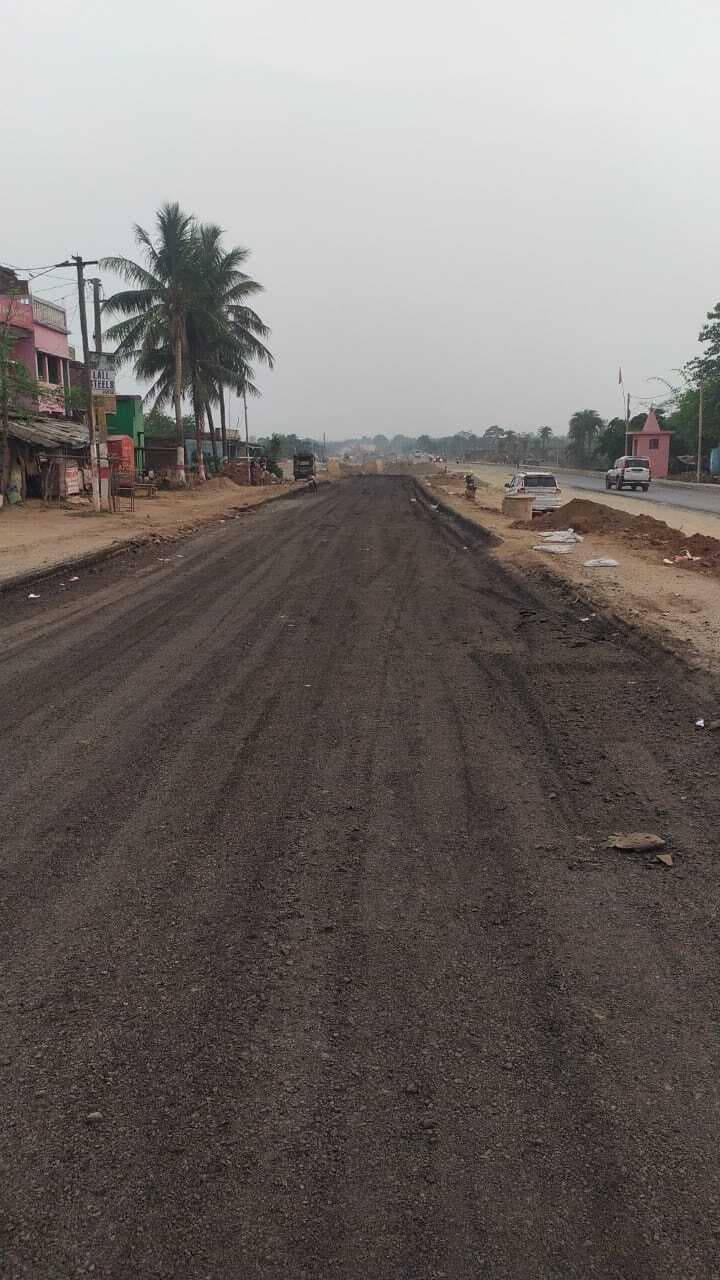 Deoghar News : 175 मकान नहींं हटाने से देवघर-बासुकीनाथ फोरलेन का काम प्रभावित