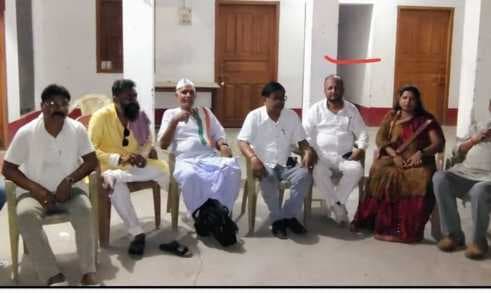 संविधान बचाओ रैली की सफलता को लेकर कांग्रेसियों ने की बैठक