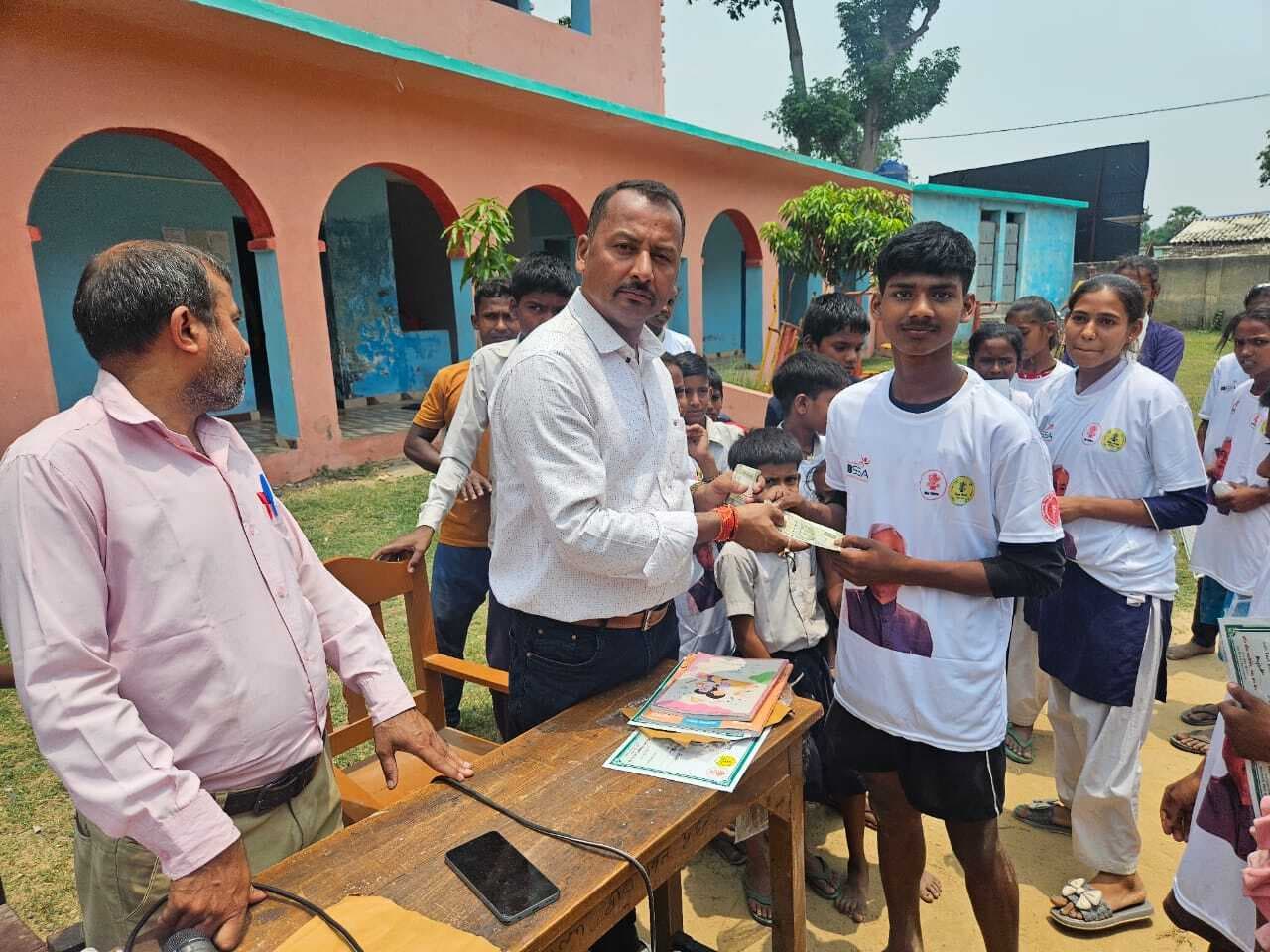 सब जूनियर नेशनल नेटबॉल चैंपियनशिप के लिए जिला से तीन बालिका व एक बालक का हुआ चयन