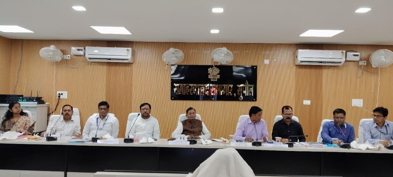 जिला स्तरीय समन्वय समिति की हुई बैठक, डीएम ने ऋण स्वीकृति व वितरण में तेजी लाने का दिया निर्देश