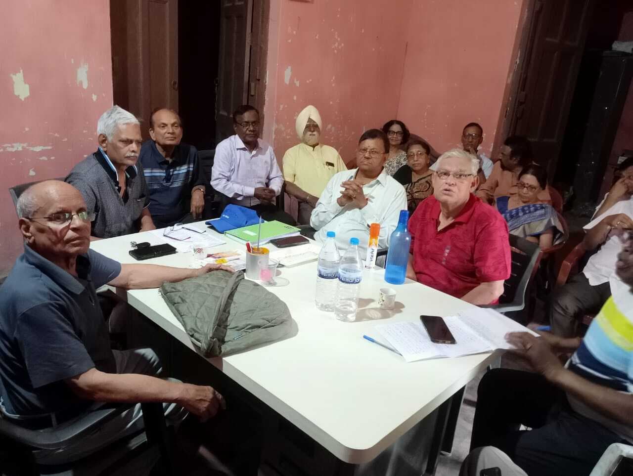 Ranchi news : विवि के सेवानिवृत्त शिक्षकों की समस्याएं नहीं हुईं दूर, राज्यपाल से हस्तक्षेप का आग्रह