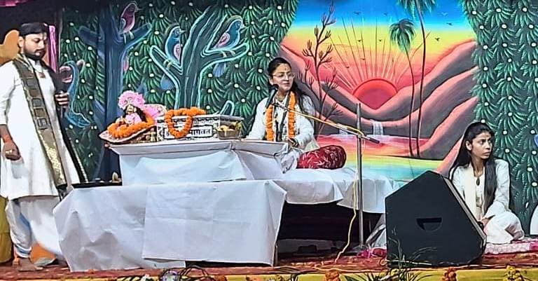 सत्संग में वह शक्ति है जो व्यक्ति के जीवन को बदल देती है : वंदना किशोरी