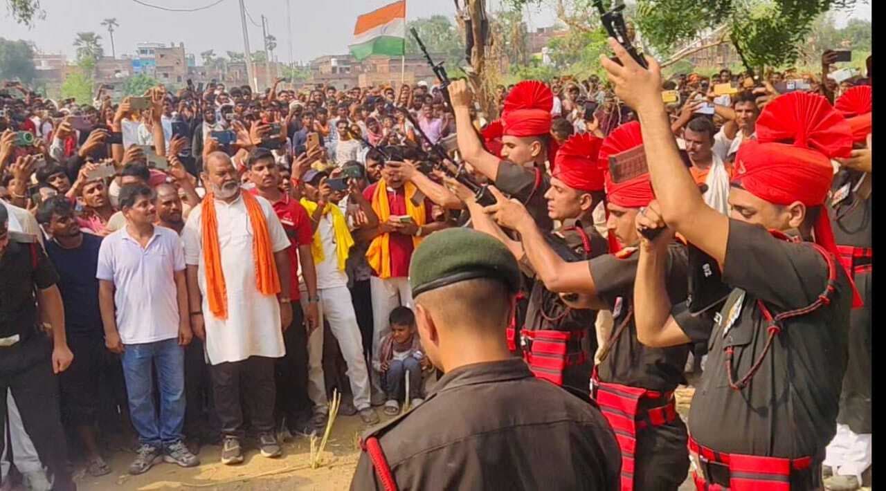 शहीद मनीष कुमार का पार्थिव शरीर पंचतत्व में हुए विलीन