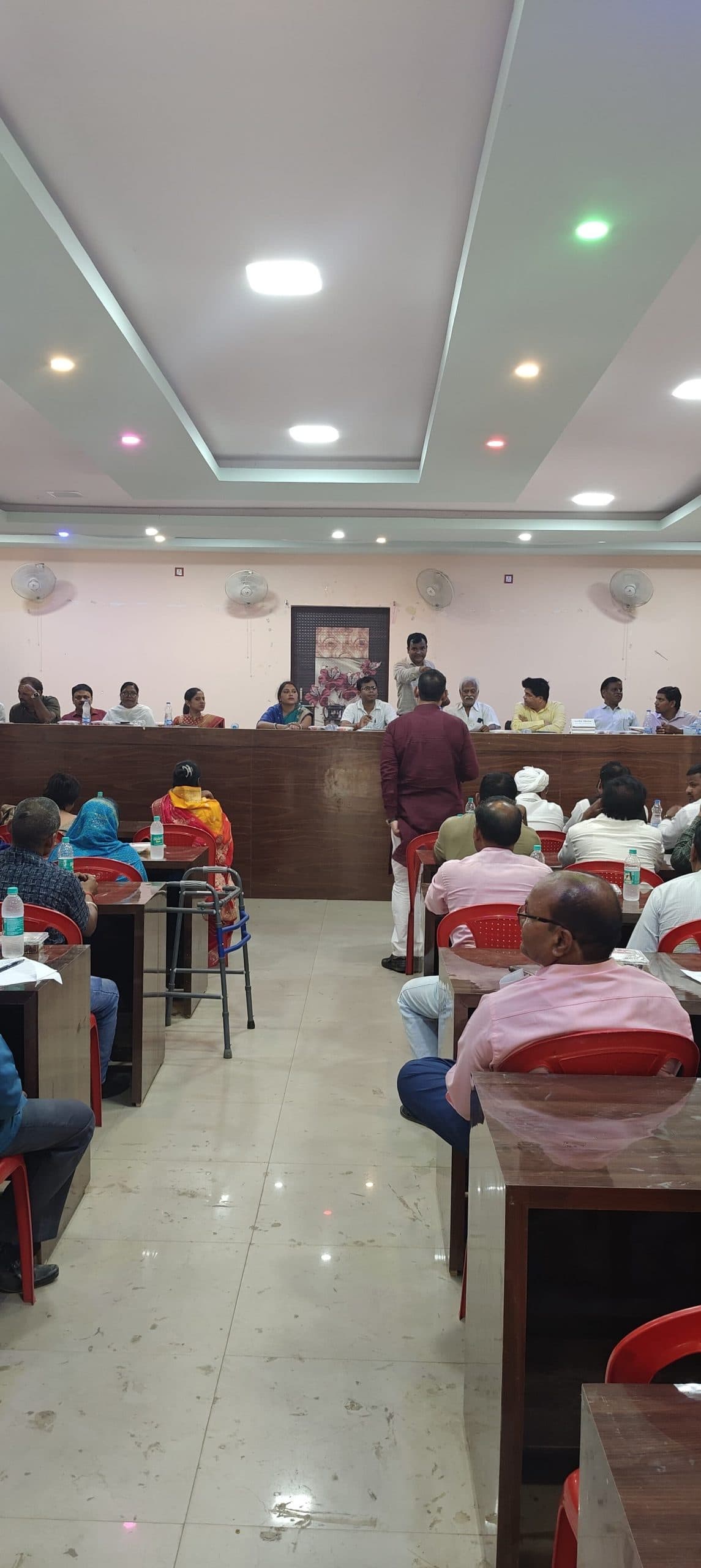 पंसस की बैठक रही हंगामेदार, विभिन्न मुद्दों पर हुई तीखी बहस