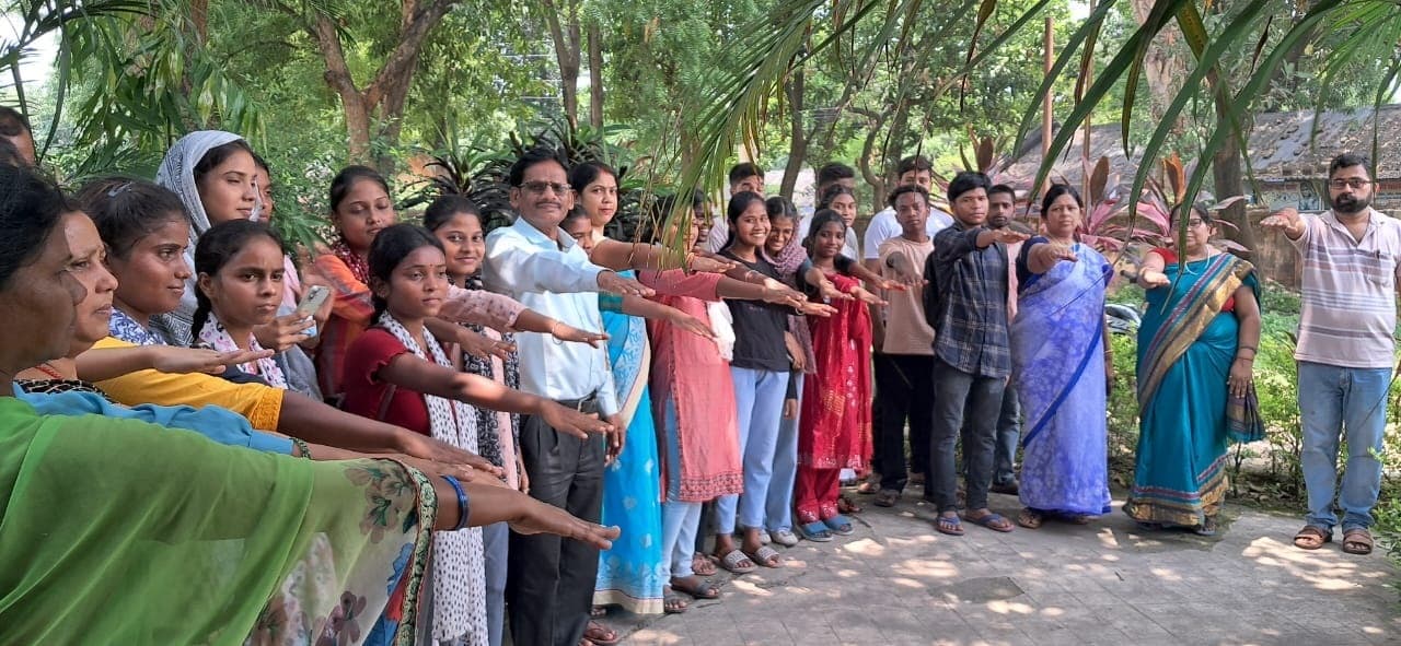 Bokaro News : छात्र-छात्राओं को मादक पदार्थों से दूर रहने की दिलायी शपथ