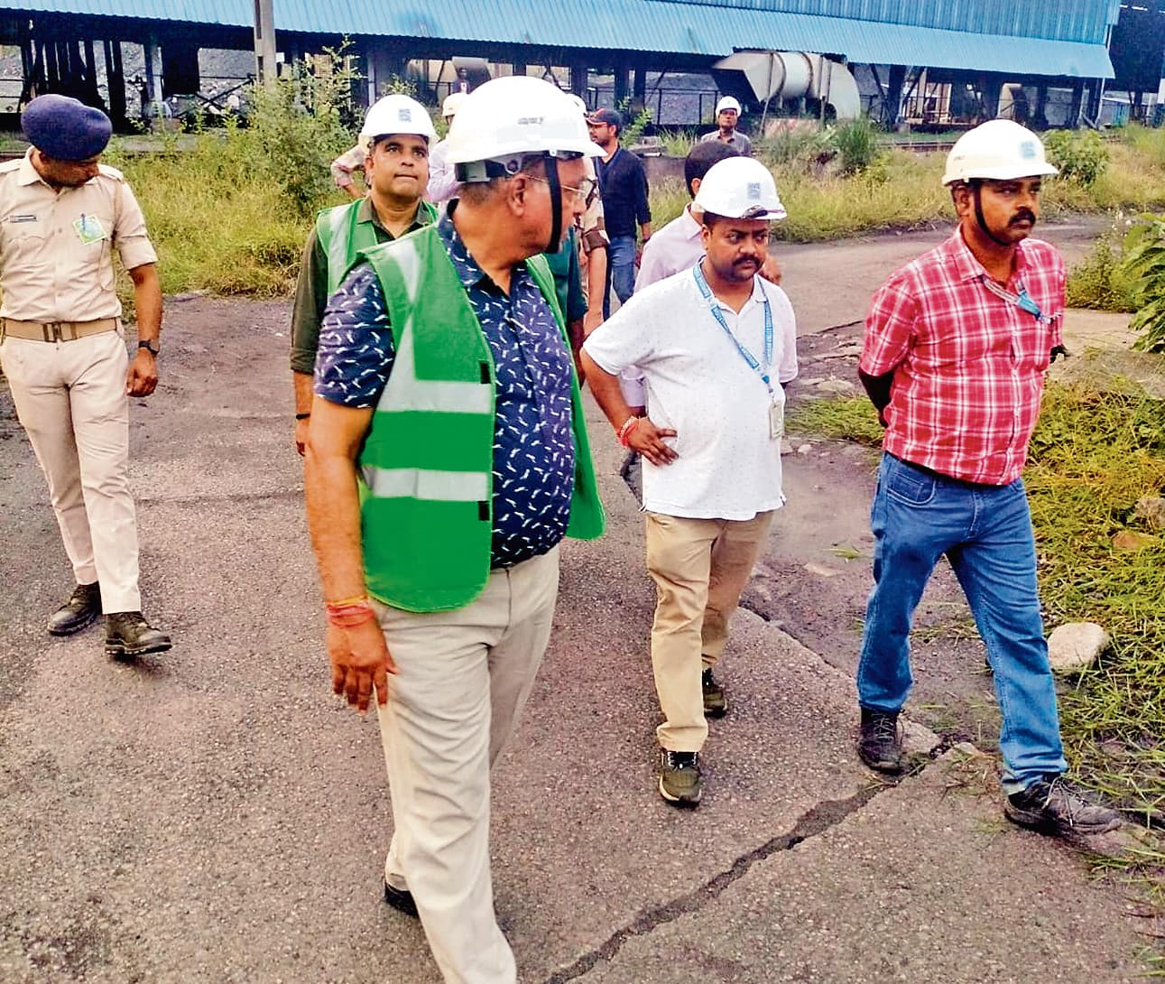 Bokaro News : कामगारों के लिए पेयजल व्यवस्था करने का निर्देश