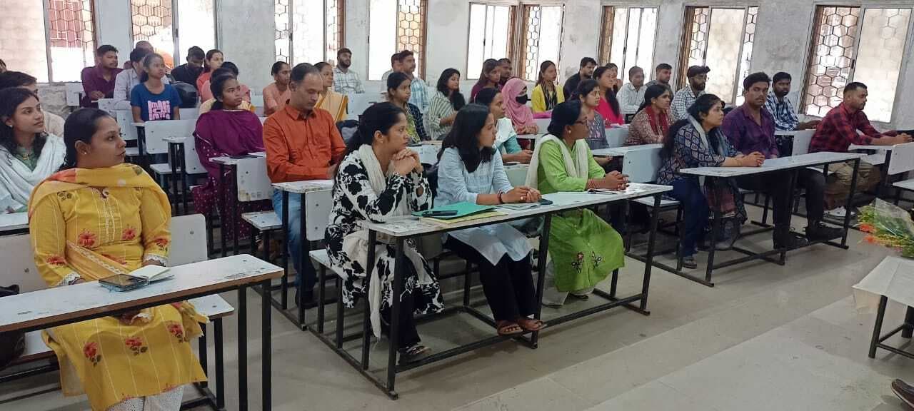 Education News : डोरंडा कॉलेज इग्नू अध्ययन केंद्र में जनवरी सत्र के विद्यार्थियों का हुआ इंडक्शन मीट