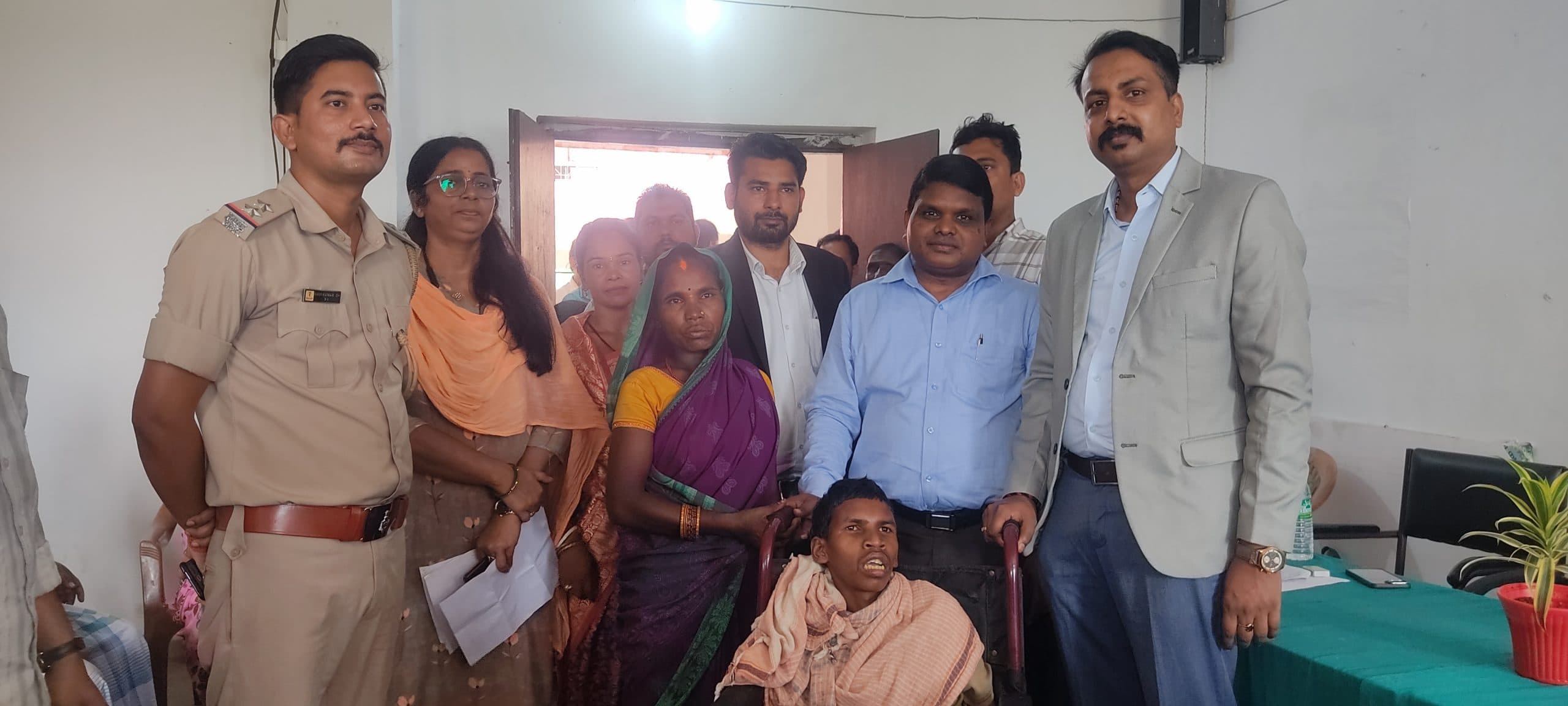 Dhanbad News : लाचार लोगों को निःशुल्क वकील भी उपलब्ध कराता है डालसा : सिविल जज