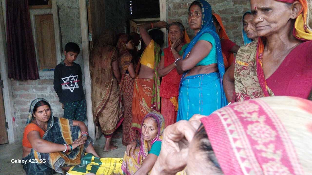 सड़क दुर्घटना में कुर्साकांटा के दो व्यक्ति की मौत, पसरा मातमी सन्नाटा