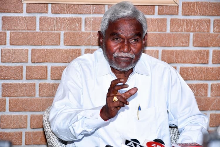 Political News : बांग्लादेशी घुसपैठ व धर्मांतरण के विरोध में 30 जून से राज्यव्यापी आंदोलन: चंपाई